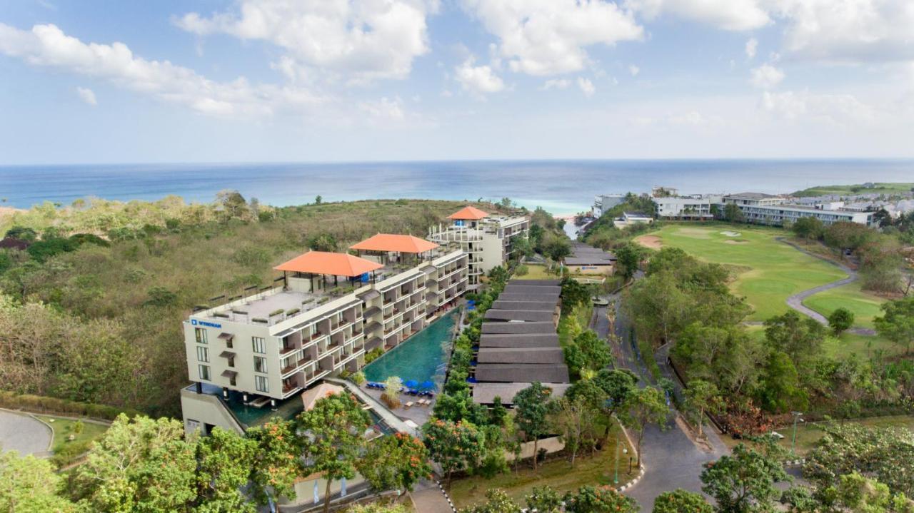 Wyndham Dreamland Resort Bali Uluwatu Exterior foto